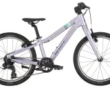 Liliowy rower Scott Contrail z kołami 20 cali, idealny dla dziecka o wzroście ok. 115-135 cm.