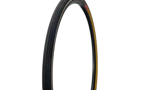 Opona rowerowa 700x25c, idealna na szosę. Jej rozmiar 700x25c zapewnia komfort i szybkość.