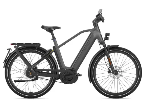 Szary rower elektryczny Gazelle z bagażnikiem i oświetleniem, jeden z najszybszych rowerów elektrycznych na rynku.