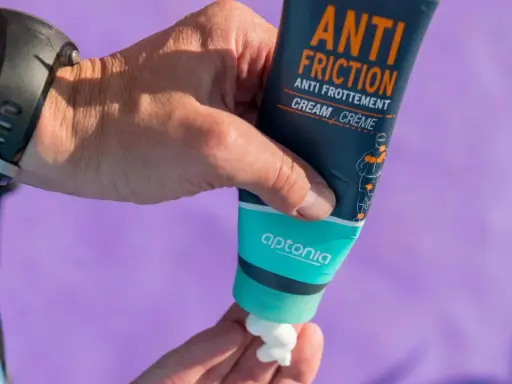 Krem Aptonia Anti Friction, idealny co na obtarte uda. Zapobiega otarciom podczas wysiłku.